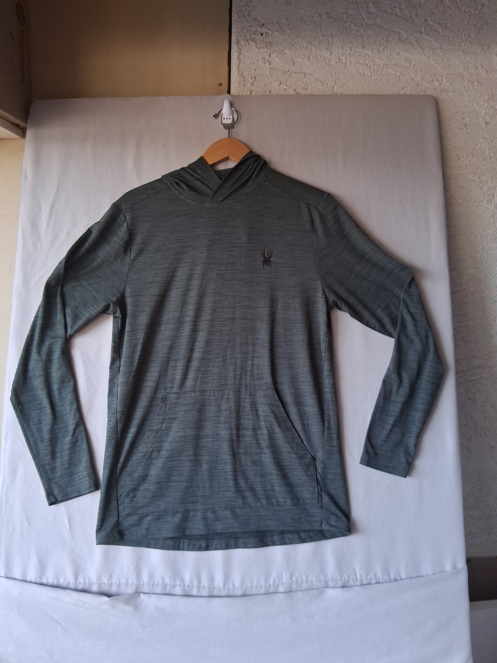 Men's Spyder Lightweight Hooded Pullover : Olive : Size Smalll